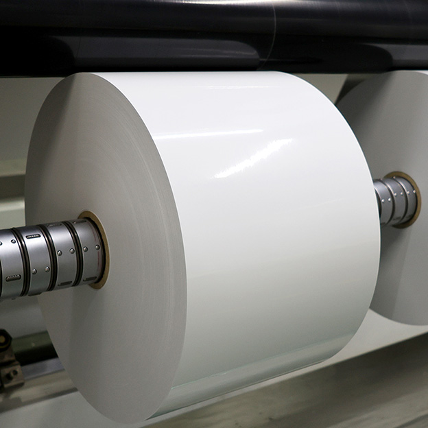 75um White PET Aluminized 190g Roll Self-adhesive Material solvent Label Sticker Wholesale Label Jumbo Roll