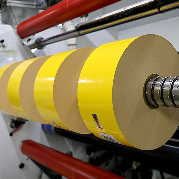Vinyl Coated Paper Self-adhesive Is Suitable for Masking Labels, Glue Color Can Be Customized Thermal Label Jumbo Roll