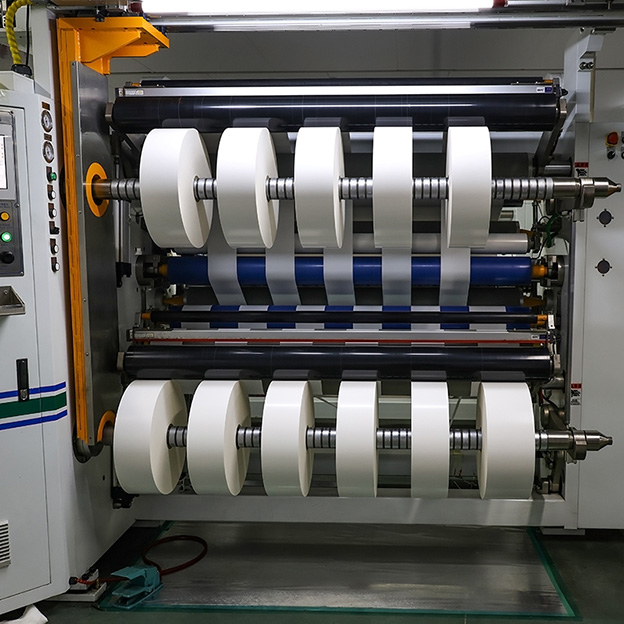 85μ White PE Film Acrylic Adhesive 60g Glassine Liner Waterproof Labels for Industrial Outdoor Use