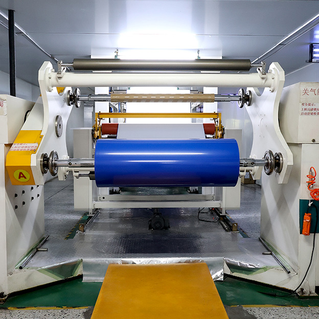 Wholesale various colors of thick PVC advertising outdoor self-adhesive jumbo rolls