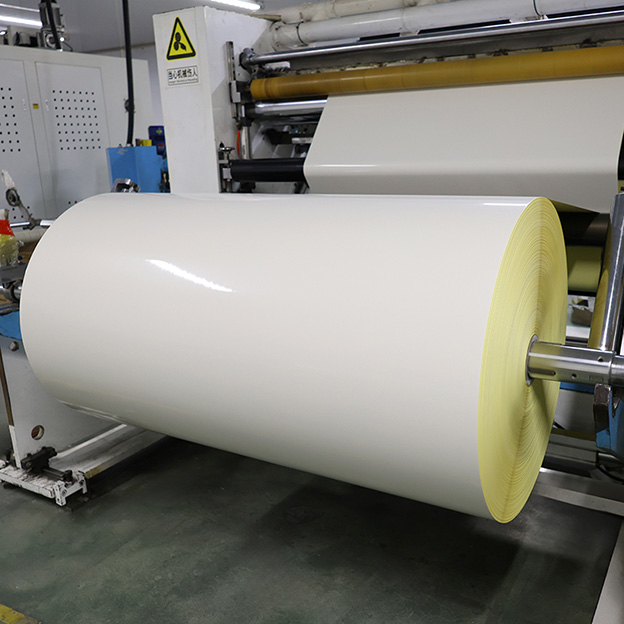 UV Inkjet Glossy White Paper Vinyl Sticker Self Adhesive Film Roll UV-Activated Adhesive Paper Roll Label Paper