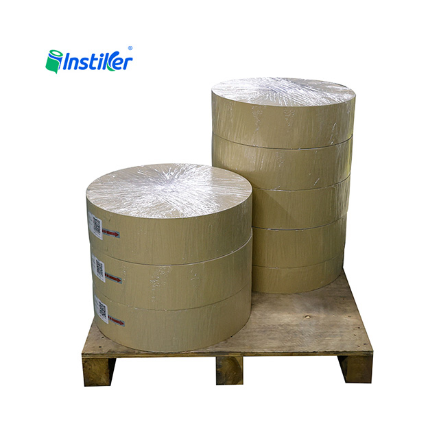 Environmentally friendly self-adhesive labels made of kraft paper in jumbo rolls